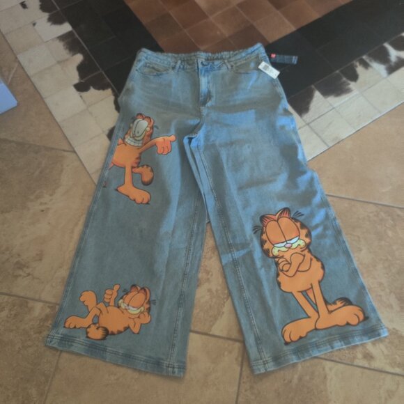 Her Universe X Garfield collectionjeans size 18 New